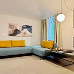 Grand Luxury - Center - Families & Groups