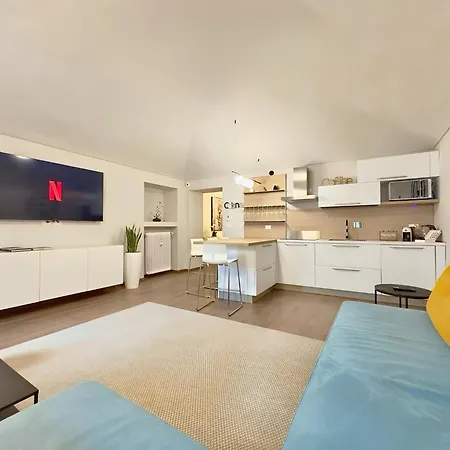 Grand Luxury - Center - Families & Groups Appartamento *