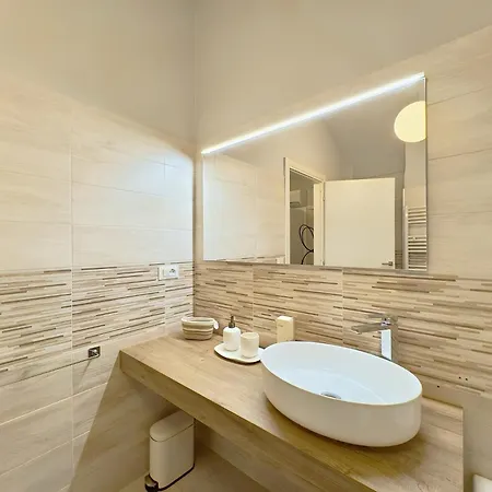 Grand Luxury - Center - Families & Groups Daire