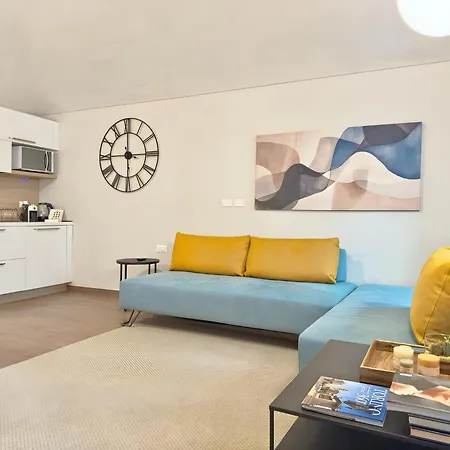 Grand Luxury - Center - Families & Groups Apartment