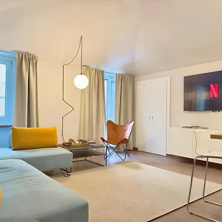 Grand Luxury - Center - Families & Groups *