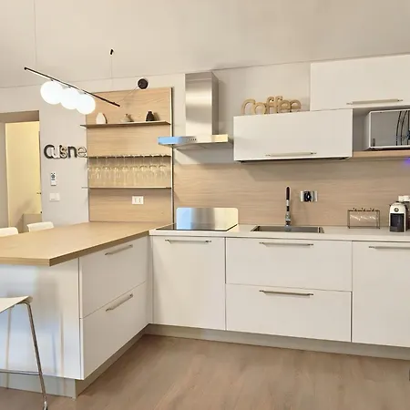 Grand Luxury - Center - Families & Groups