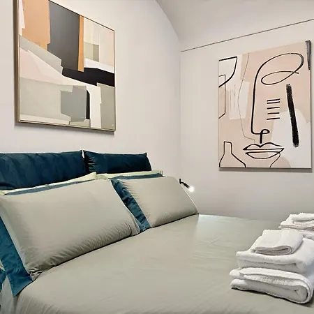 Grand Luxury - Center - Families & Groups